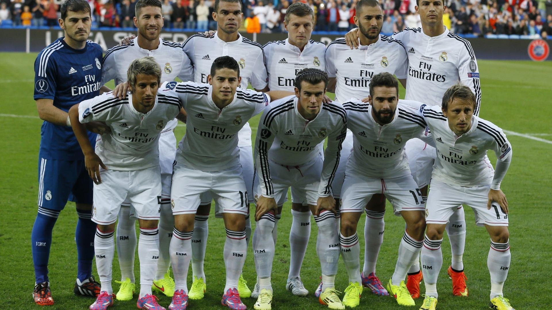 《新款电竞装备登场:为职业选手量身定制》,电竞套件